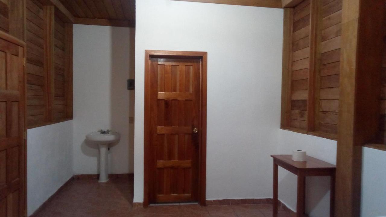 Ciudad De Las Rocas La Fortuna Gallo Giro Extérieur photo